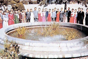개교 50주년 기념, 분수대 기증 (1976.4.15) 이미지